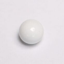 Emaljerad vit Bola. Denna kula passar i korgar för 18mm stora kulor